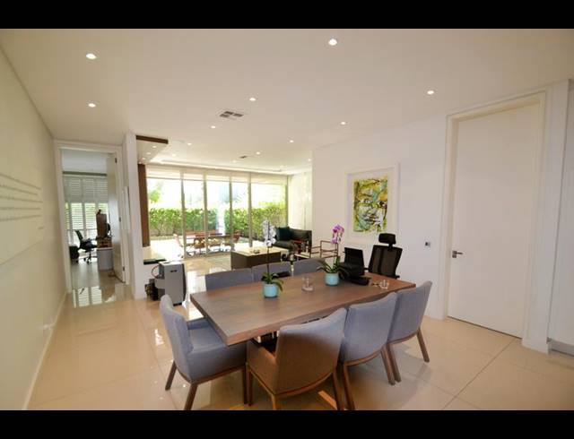 2 BEDROOM APARTMENT FOR SALE IN MORNINGSIDE